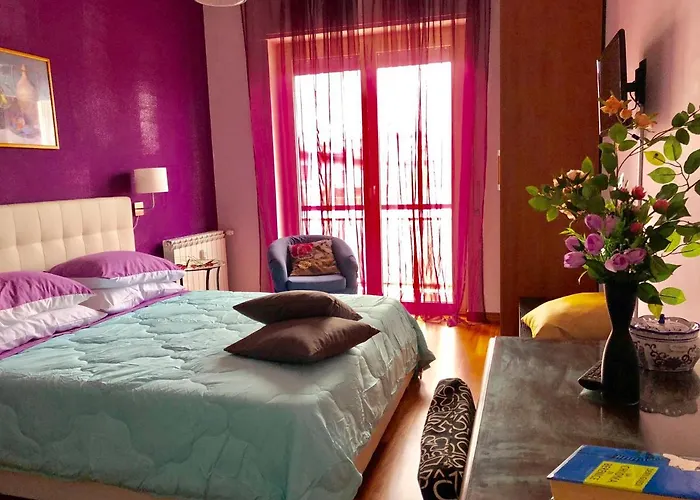 Le Ortensie In Centro E Vicino Al Mare *