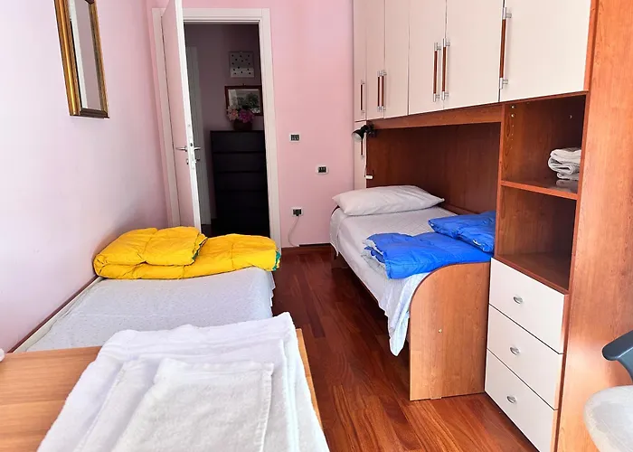 Le Ortensie In Centro E Vicino Al Mare *